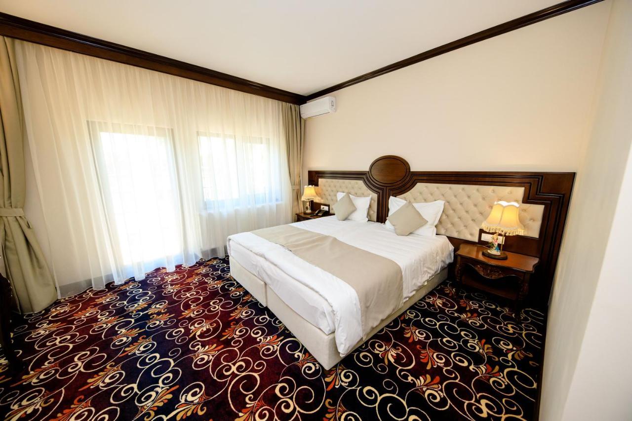 La Casa Cu Stuf Hotel Baldovinesti Екстериор снимка