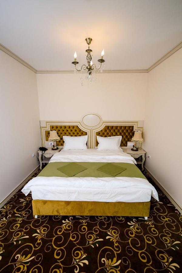 La Casa Cu Stuf Hotel Baldovinesti Екстериор снимка