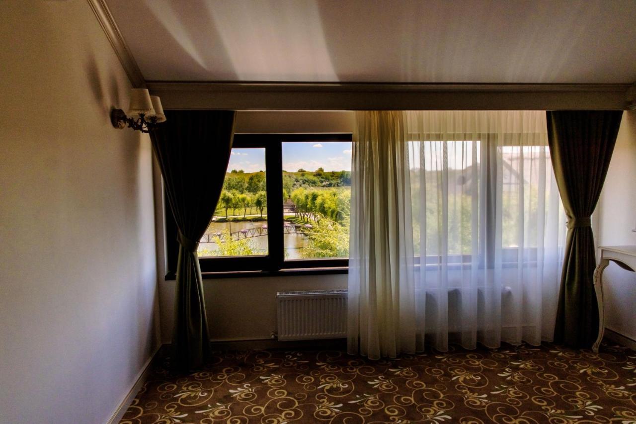 La Casa Cu Stuf Hotel Baldovinesti Екстериор снимка